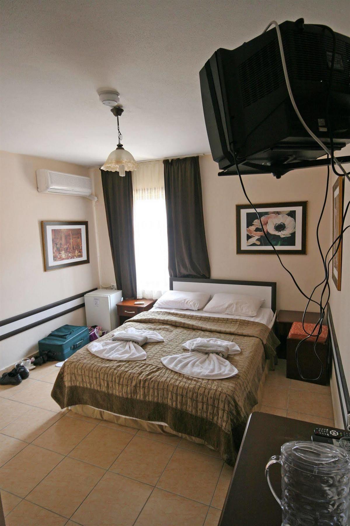 Cinar Hotel Antalya Bagian luar foto